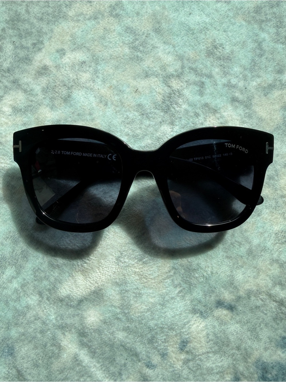 Tom Ford Square Sunglasses TF613 Beatrix-02 01C Black 52mm FT0613